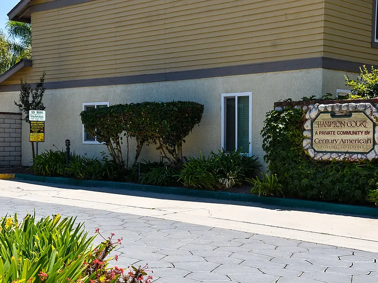 630 W Palm Ave #12 — Photo 15
