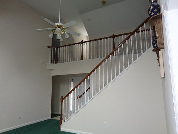 3rd image of 524 Lake Keowee Ct