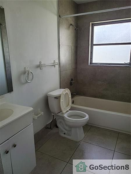2nd image of 4740 NW 24th Ct #208