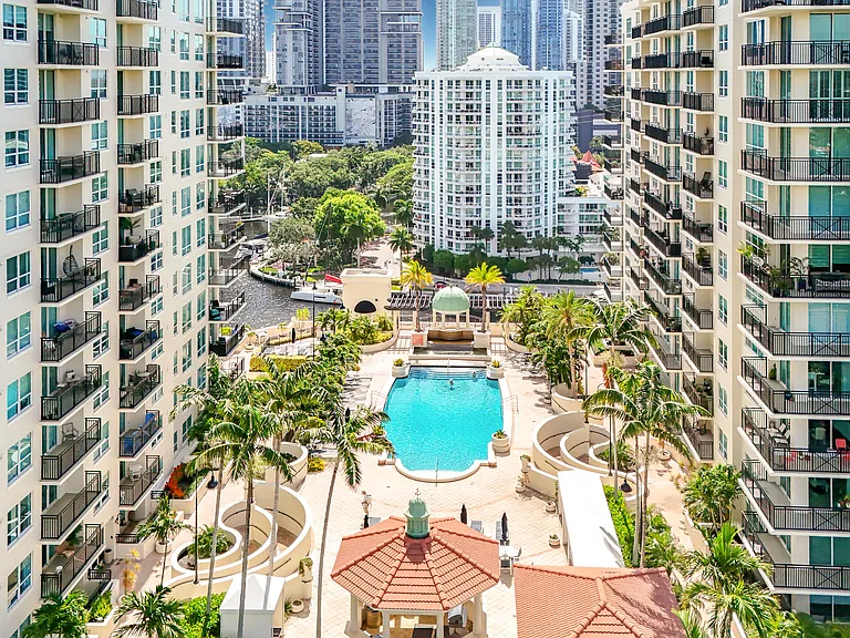 610 W Las Olas Blvd #1819N — Photo 81