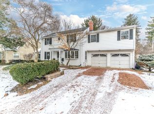 36 E Southington Ave, Worthington, OH 43085
