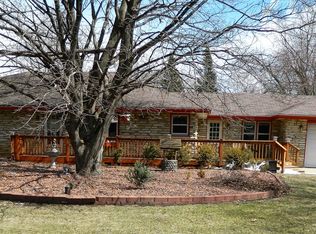 6950 N 102nd St, Milwaukee, WI 53224