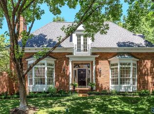 3 Upper Price Rd, Saint Louis, MO 63132