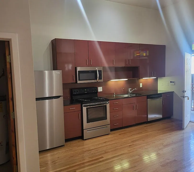 400 Copper Ave NE #104