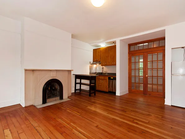 139 Henry Street image 1 of 5
