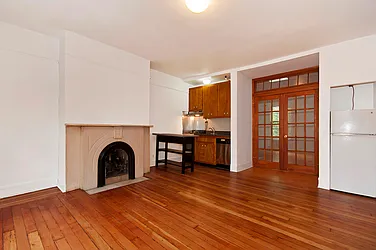 139 Henry Street, #4