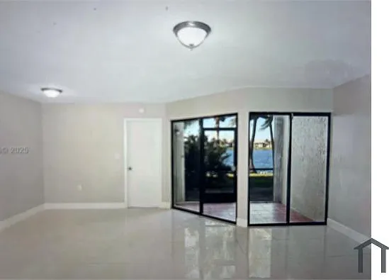 1400 Jefferson Dr #G — Photo 7