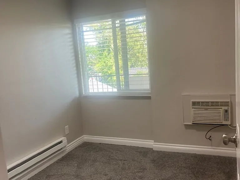1592 Boston St — Photo 22