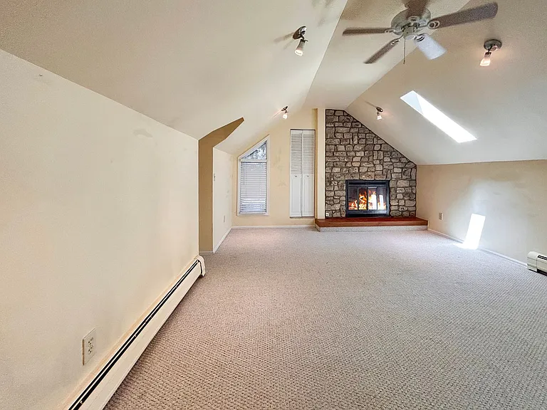 2890 Quay St — Photo 21