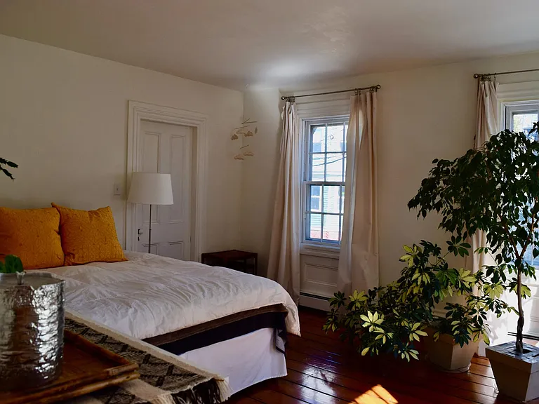 13 Pratt St — Photo 10
