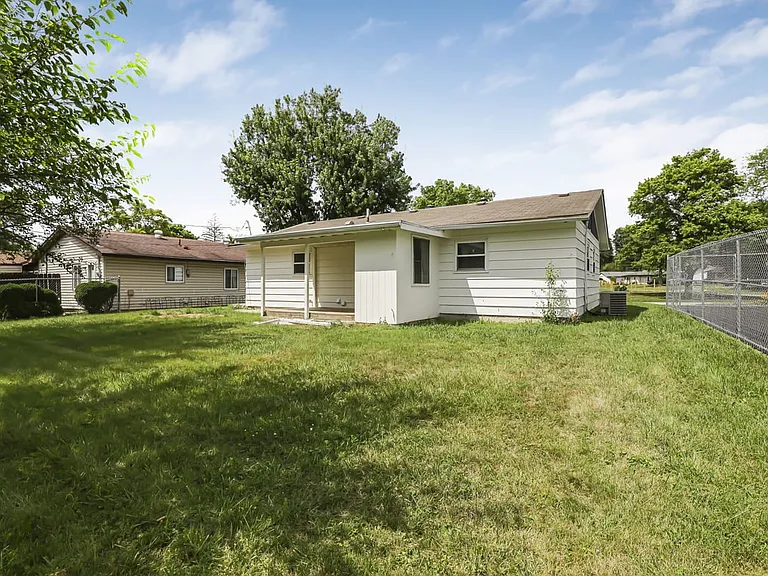 7399 Wollam Ave — Photo 30