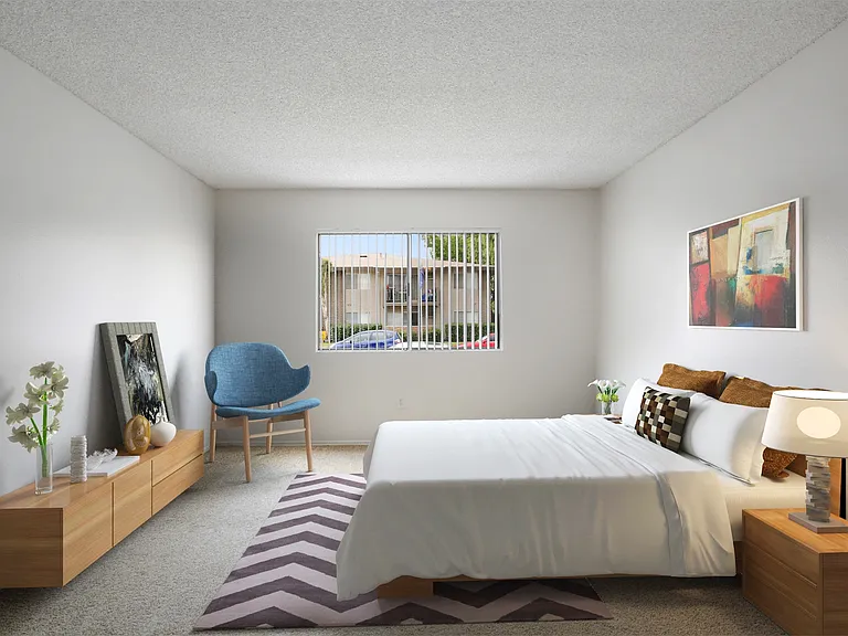 Pines Apartments — Photo 33