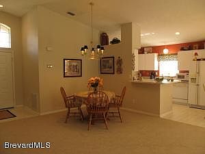 4th image of 2415 Saint Johns Ln
