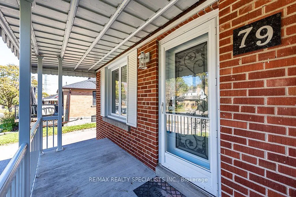3 bed, $2,600 — Photo 3