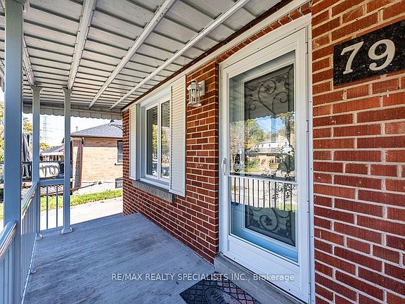 3rd image of 79 Clearbrooke Cir