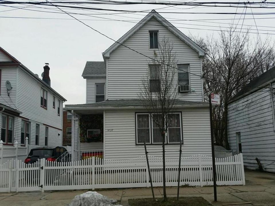 2nd image of 1437 E 94th St