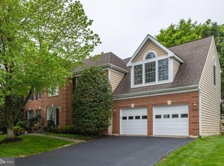 10900 Forest Ridge Ter, Gaithersburg, MD 20878