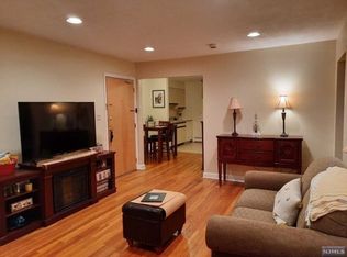 35 Espy Rd, Caldwell, NJ 07006