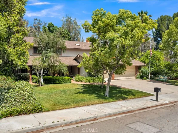 5305 Lescoe Ct, Riverside, CA 92506