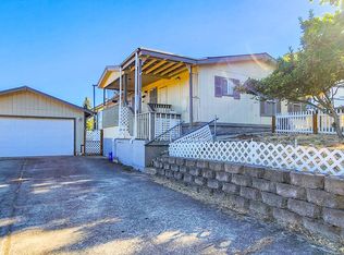 202 W Amanda St, Roseburg, OR 97471