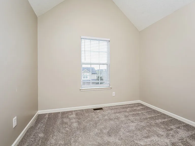165 Claybrook Ln — Photo 15