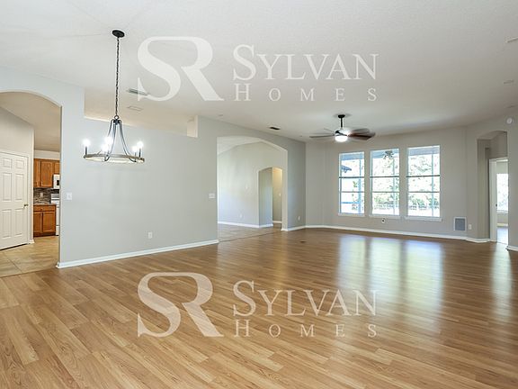 3rd image of 14255 Fish Eagle Dr E
