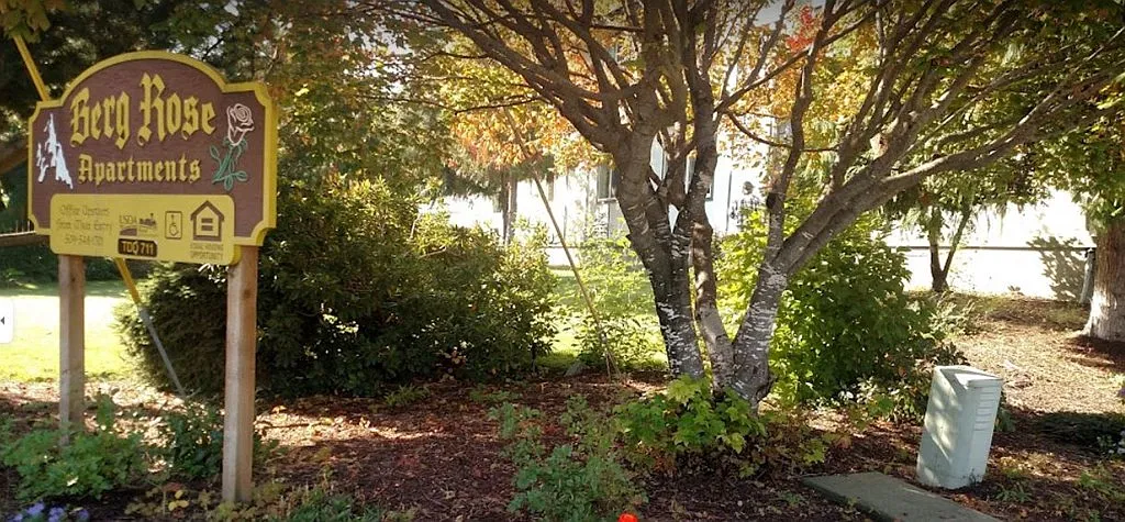 Berg Rose — Photo 2