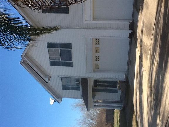 2nd image of 725 Gladstone Ct