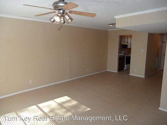 5th image of 3826 Coates Cir #3826