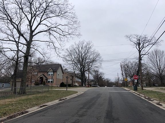 4th image of 117 Washington Ave