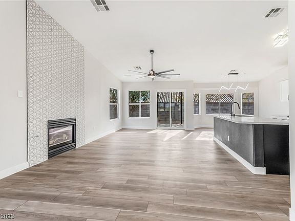 5th image of 6313 Kraft Ave