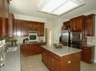 2620 Sunday House Dr, Pearland, TX 77584