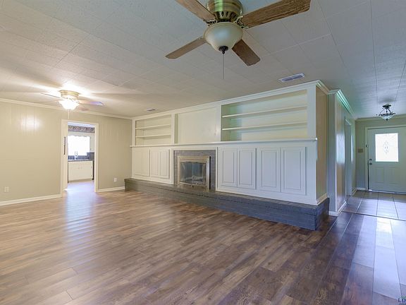 5th image of 2307 Fleetwood Dr
