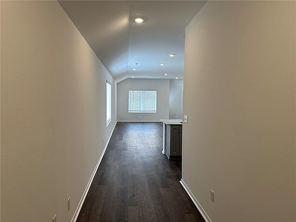 5th image of 8814 Preston Wood Dr
