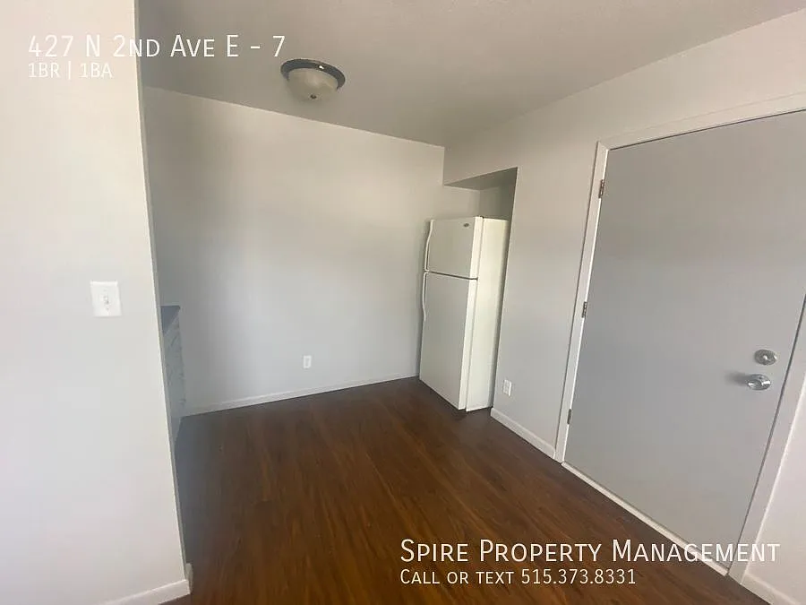 Building Photo - 427 N 2nd Ave E #7