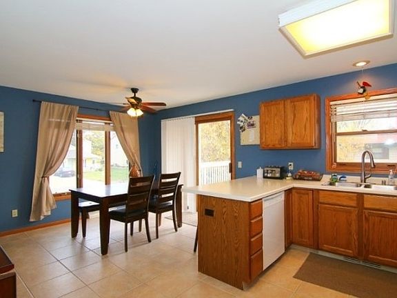 4th image of 5741 Tudor Dr