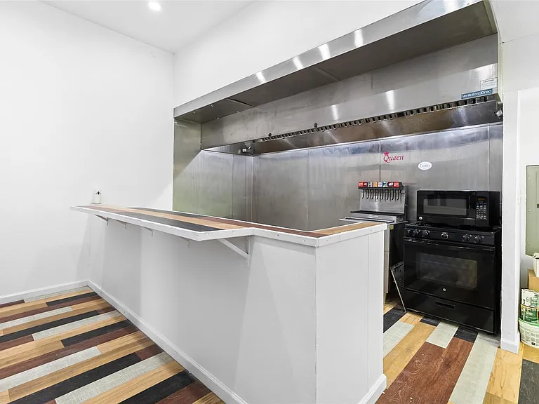 327 S Robb St — Photo 11