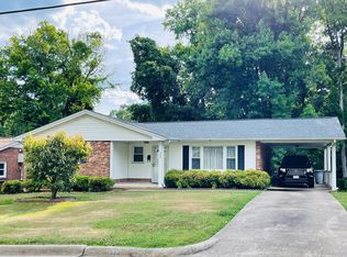 620 Westview Dr, Danville, VA 24540