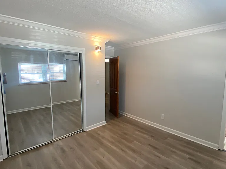 3119 W Deleon St #6 — Photo 4