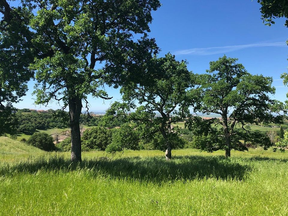 1st image of 3691 Vista De Madera