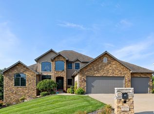 6504 Stone Ridge Dr, Quincy, IL