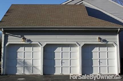 Three Car Garage