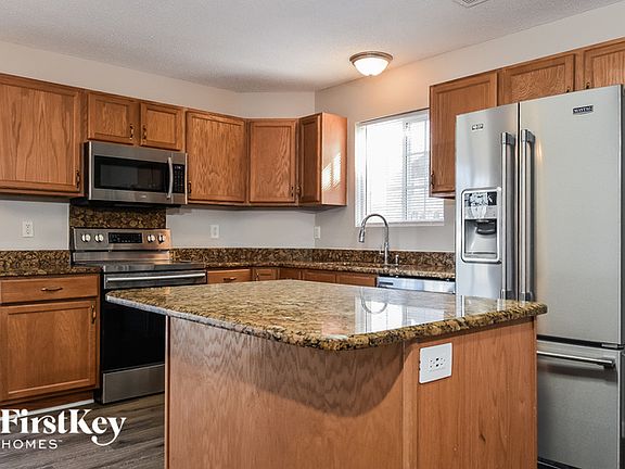 5th image of 1056 Bridgend Dr