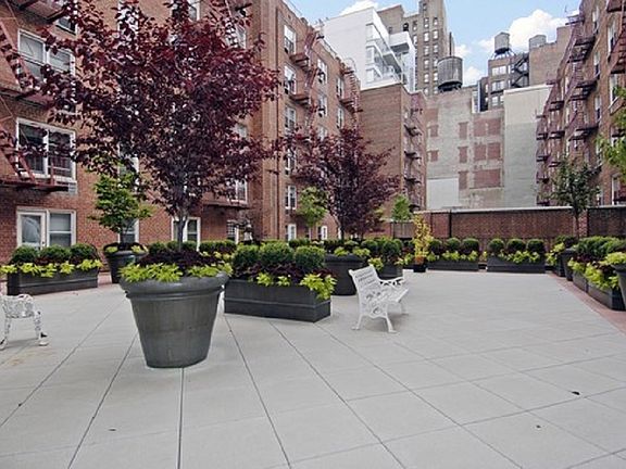4th image of 25 W 13th St APT 6JN