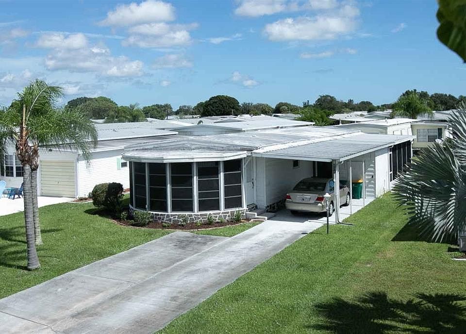 1st image of 954 Barefoot Blvd