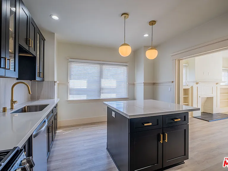 216 N Catalina Ave #216B — Photo 4
