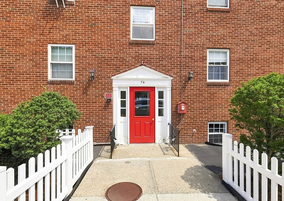 1st image of 74 Springvale Ave #1