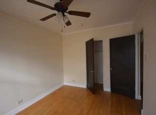 2556 W Fitch Ave APT 1, Chicago, IL 60645