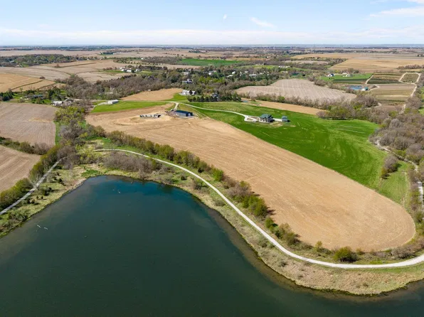 11919 N 184th Plz, Bennington, NE 68007