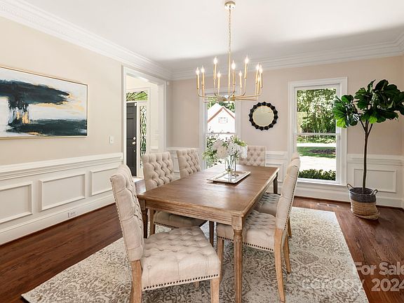 4th image of 5517 Sunningdale Dr
